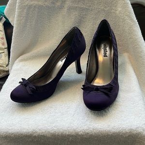 Unlisted, heels. Grape color. Size 7.5